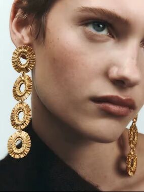 Aureum Eclipse Drop Earrings